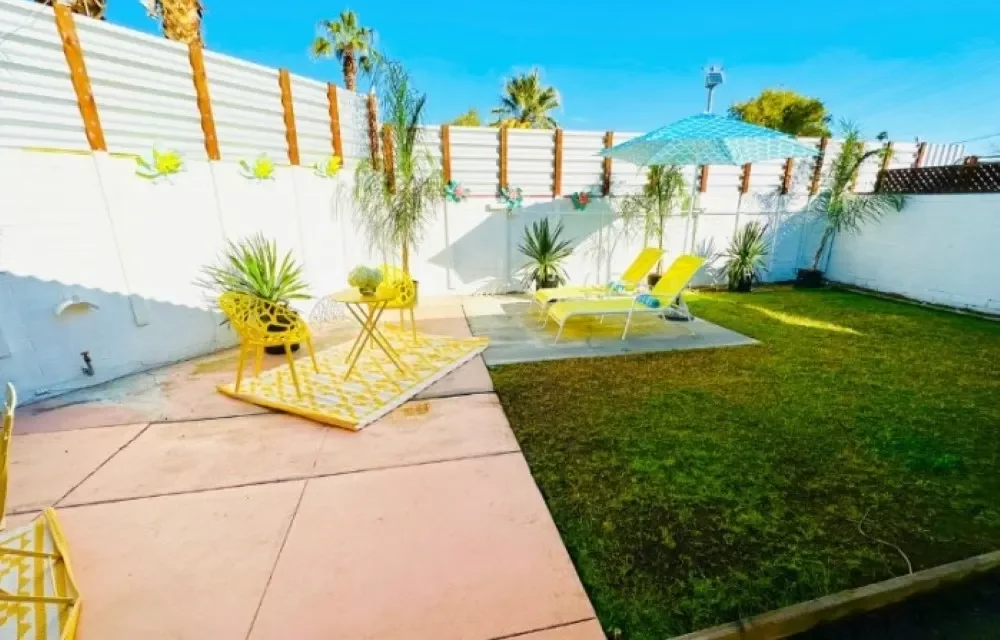 About Hotel in Palm Pictures 5